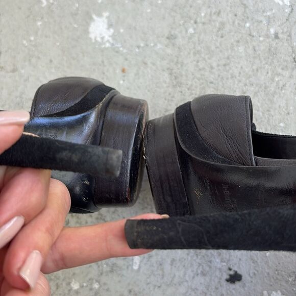 Yves Saint Laurent Women's Black Leather T Strap Heels - Picture 6 of 8